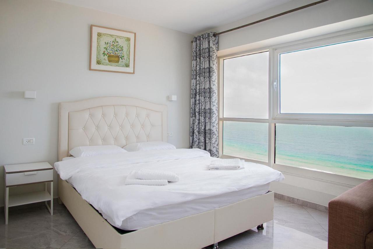 Apartments4You Leonardo 11 바트얌 외부 사진